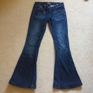 Lucky brand flare jeans 24